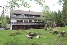 Hochmoorbaude im Sommer